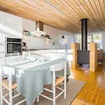 In A In Vaeggerlose * Bøtø By