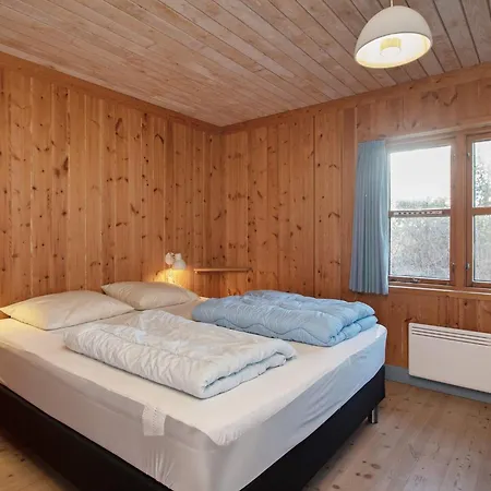 Feriehus In A In Vaeggerlose
