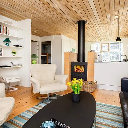 In A In Vaeggerlose Feriehus *