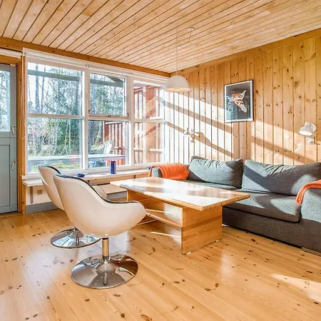 Feriehus In A In Vaeggerlose *